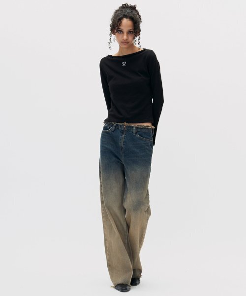 SETSETSET(セットセットセット)の「GRADATION STANDARD FIT DENIM PANTS BLUE(デニムパンツ・レディース・その他・MEDIUM)」の3枚目の写真