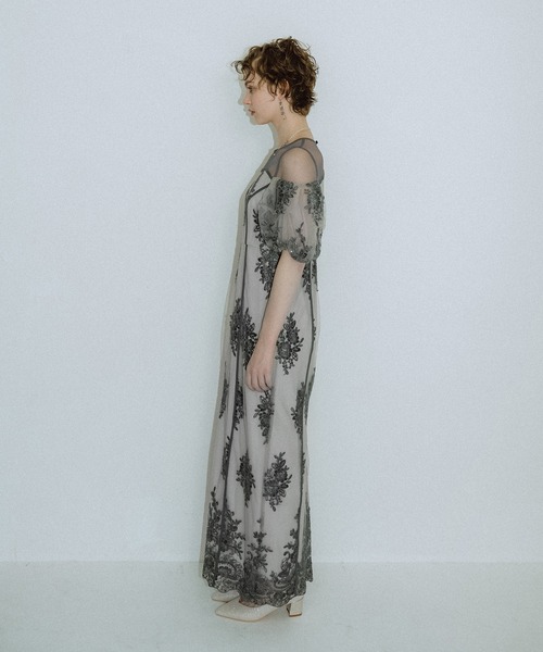 et.UNiVER（エトユニベール）の「Embroidered sheer dress（ドレス