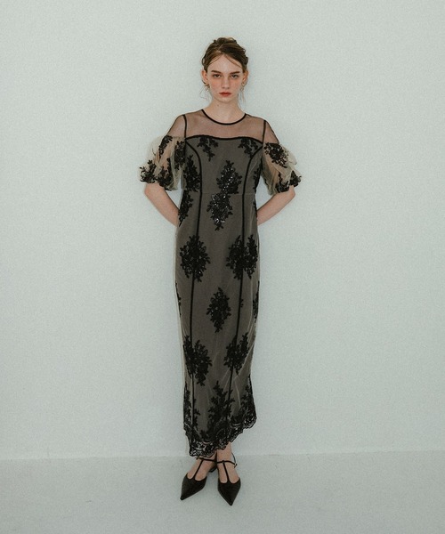 et.UNiVER（エトユニベール）の「Embroidered sheer dress（ドレス
