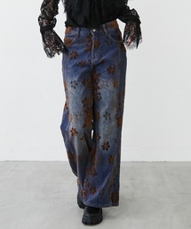 MONOe（モノエ）の「ヴィンテージフラワーフロッキーストレートデニム（デニムパンツ）」