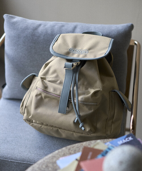 OUTDOOR PRODUCTS（アウトドアプロダクツ）の「OUTDOOR PRODUCTS × Firsthand/アウトドアプロダクツ 別注 配色デザイン ミニリュック（バックパック/リュック・レディース・ネイビー/ベージュ/ブラウン・ONE SIZE）」の9枚目の写真