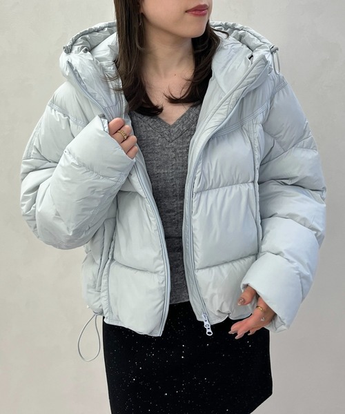 MISCH MASCH（ミッシュマッシュ）の「一部店舗限定 【美バランス】フードショートダウン（ダウンジャケット/コート・レディース・ブラウン/アイボリー/ブルー・ﾌﾘ-）」の10枚目の写真