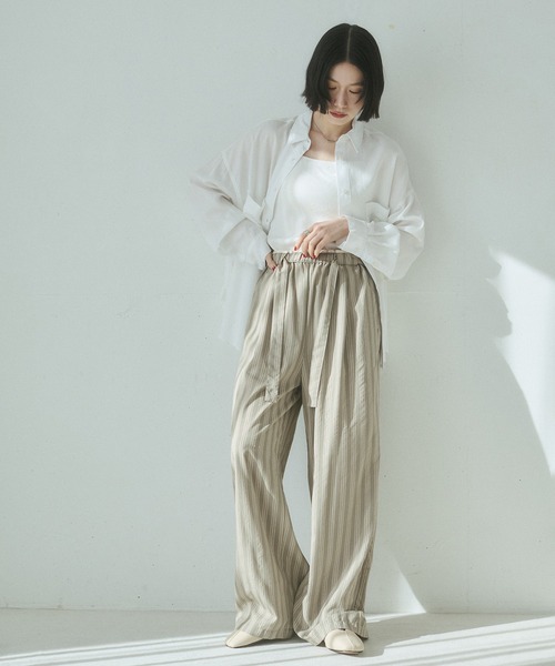 hunch（ハンチ）の「テンセルデニム 製品染め オーバーサイズ シャツ（シャツ/ブラウス・レディース・ベビーピンク/オフホワイト/グレー/ライトインディゴブルー/インディゴブルー・FREE）」の21枚目の写真