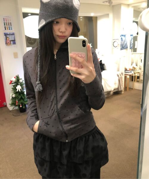 ITZAVIBE(イッザバイブ)の「BLACK DOTTED LAYERED WRAP SHORT SKIRT(スカート・レディース・その他・ONE SIZE)」の21枚目の写真