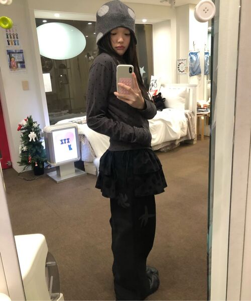 ITZAVIBE(イッザバイブ)の「BLACK DOTTED LAYERED WRAP SHORT SKIRT(スカート・レディース・その他・ONE SIZE)」の10枚目の写真