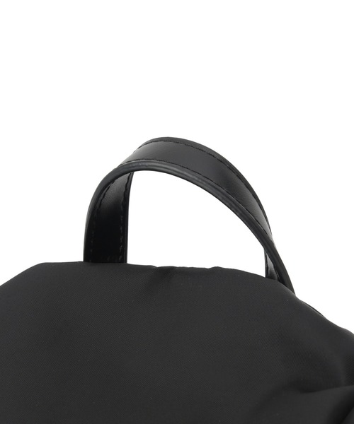 ADAM ET ROPE'（アダムエロペ）の「フラップベルトミディアムリュック（バックパック/リュック・レディース・ブラック・FREE）」の8枚目の写真