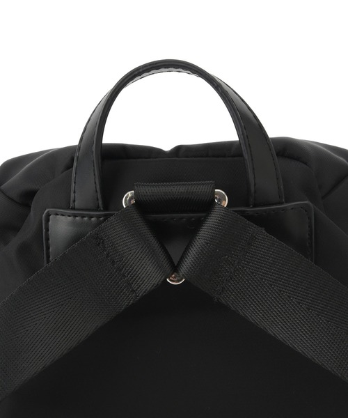 ADAM ET ROPE'（アダムエロペ）の「フラップベルトミディアムリュック（バックパック/リュック・レディース・ブラック・FREE）」の9枚目の写真