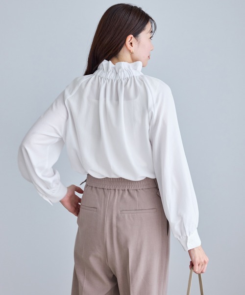 ROPE' PICNIC（ロペピクニック）の「ネックコンシャスデザインシャツ/イージーケア（シャツ/ブラウス・レディース・ホワイト/ホワイト系その他2/サックスブルー/クリーム・FREE）」の9枚目の写真