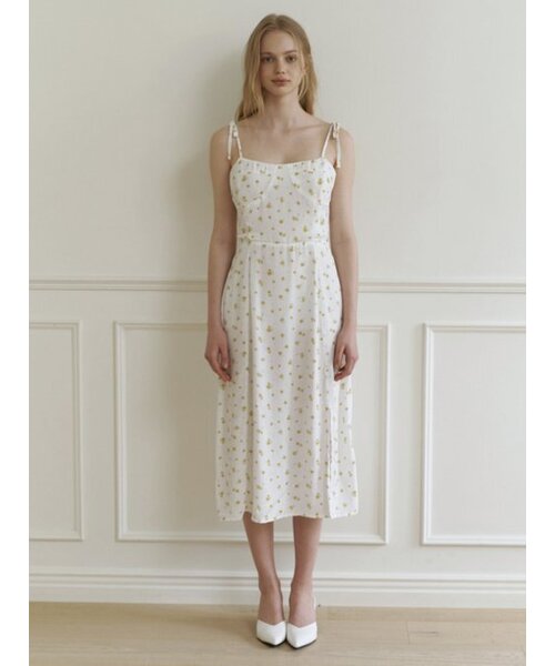 KINDABABY(カインダベイビー)の「Bloom flower ribbon dress - white(ワンピース・レディース・ホワイト・FREE)」の1枚目の写真