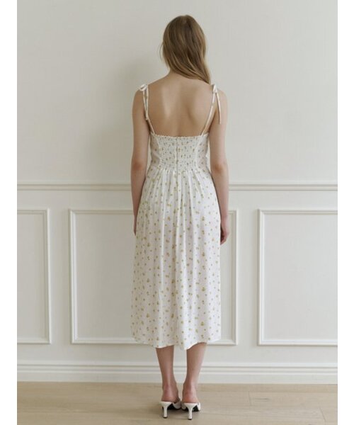 KINDABABY(カインダベイビー)の「Bloom flower ribbon dress - white(ワンピース・レディース・ホワイト・FREE)」の3枚目の写真