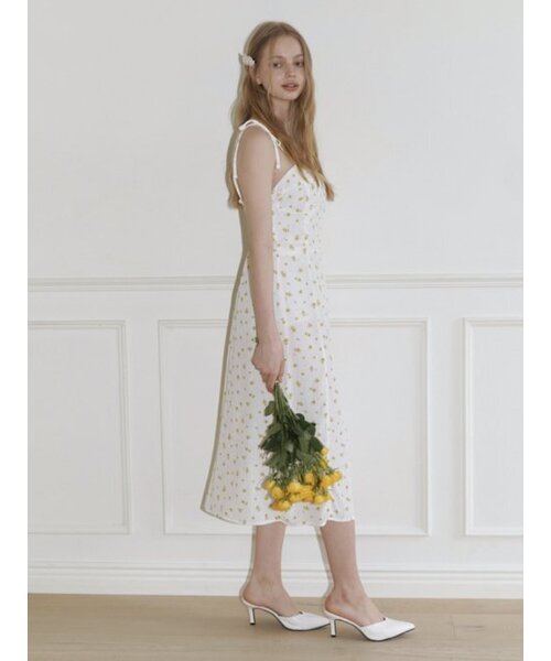 KINDABABY(カインダベイビー)の「Bloom flower ribbon dress - white(ワンピース・レディース・ホワイト・FREE)」の4枚目の写真
