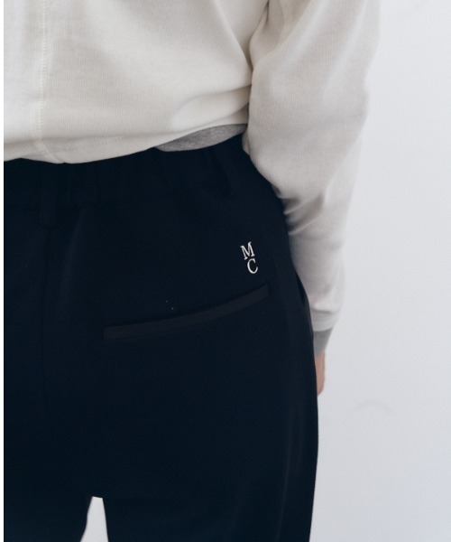Muel Chic(ミュエルシック)の「Liora Jersey pants リオラジャージパンツ(その他パンツ・レディース・ブラック/ネイビー/アイボリー・SMALL/MEDIUM)」の7枚目の写真