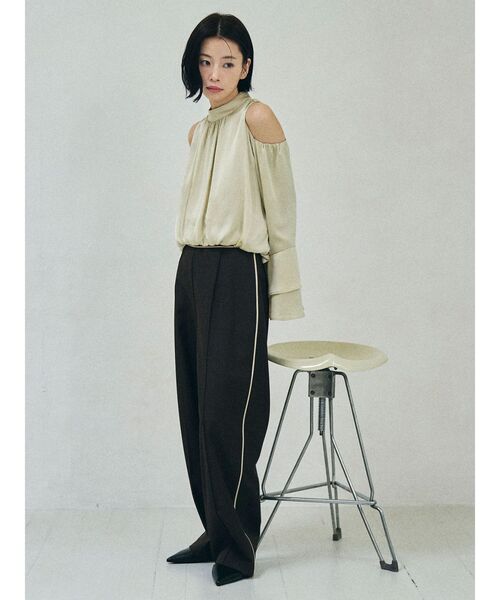 LAGUNAMOON（ラグナムーン）の「バイカラーパイピングパンツ（その他パンツ・レディース・ブラウン/ベージュ・MEDIUM/SMALL）」の4枚目の写真