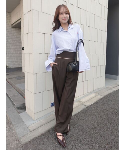 LAGUNAMOON（ラグナムーン）の「バイカラーパイピングパンツ（その他パンツ・レディース・ブラウン/ベージュ・MEDIUM/SMALL）」の18枚目の写真