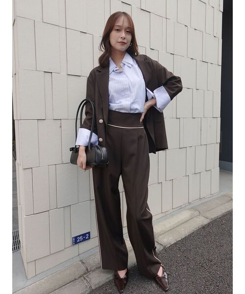 LAGUNAMOON（ラグナムーン）の「バイカラーパイピングパンツ（その他パンツ・レディース・ブラウン/ベージュ・MEDIUM/SMALL）」の20枚目の写真