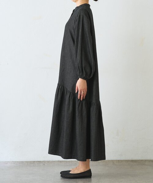 Jena espace merveilleux（ジェナ　エスパスメルヴェイユ）の「【体系カバー◎/デニム風】コットンリネンカーブワンピース（ワンピース・レディース・ブラック/ブルー・FREE）」の12枚目の写真