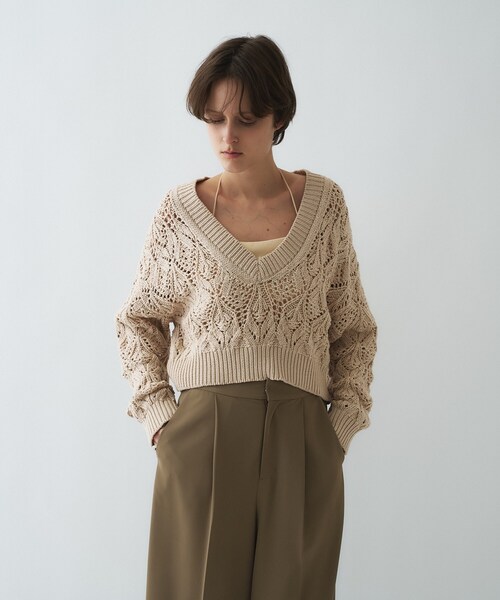 cloenc（クロエンス）の「【カップ付き／マシンウォッシュ】デザインキャミソール（タンクトップ・レディース・ブラック/ライトベージュ/ホワイト/サックスブルー・02）」の9枚目の写真