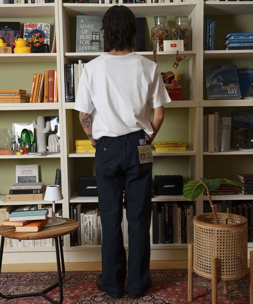 FFEIN(フェイン)の「【FFEIN(フェイン)】ワンポイント刺繍ロゴヘンリーネックショート丈Tシャツ/ Tシャツ ヘンリーネック 半袖 刺繍 ボタン ワンポイント シンプル 【短丈】(Tシャツ/カットソー・メンズ・アッシュグレー/ホワイト/ネイビー/ブラック・SMALL/LARGE/MEDIUM)」の9枚目の写真