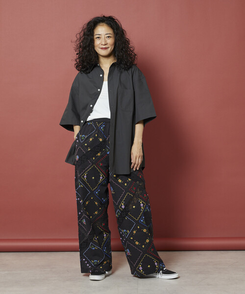 Freada（フリーダ）の「Freada/フリーダ フラワーハンカチ刺繍パンツ（その他パンツ・レディース・ブラック/ホワイト・ONE SIZE）」の10枚目の写真