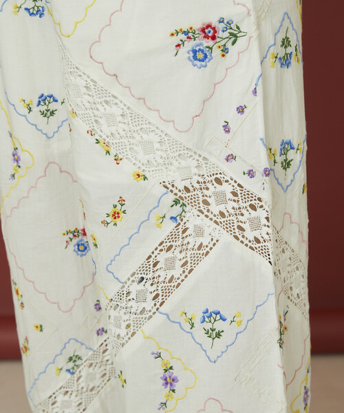 Freada（フリーダ）の「Freada/フリーダ フラワーハンカチ刺繍パンツ（その他パンツ・レディース・ブラック/ホワイト・ONE SIZE）」の19枚目の写真