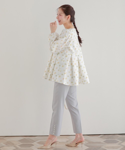 Fit more（フィットモア）の「裾パールテーパードパンツ（その他パンツ・レディース・ブラック/アイボリー/ブルーグレー・S/PS/M）」の10枚目の写真