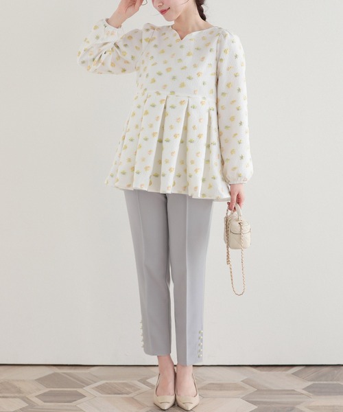 Fit more（フィットモア）の「裾パールテーパードパンツ（その他パンツ・レディース・ブラック/アイボリー/ブルーグレー・S/PS/M）」の11枚目の写真