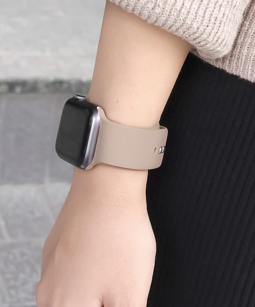 Urban Coral(アーバンコーラル)の「Apple Watch Band / アップルウォッチ くすみカラーシリコンレギュラータイプバンド / Urban Coral(デジタル腕時計・レディース・ベージュ系2/グレー系1/ライトグレー系2/パープル系その他/パープル系その他2/ベージュ系その他/ベージュ系その他2/ネイビー系1/レッド系その他/ホワイト系その他/グリーン系その他2/ピンク系その他2/グレー系その他2/ブラウン系その他2/ネイビー系2/レッド系その他2/ホワイト系その他2/ブラック系その他2/グレー系その他/グレー系2/ブルー系その他2/ブラウン系その他/ブラウン系2/ブラウン系1/ピンク系その他/ブラック系その他/ライトグレー系1・40mm/44mm)」の15枚目の写真