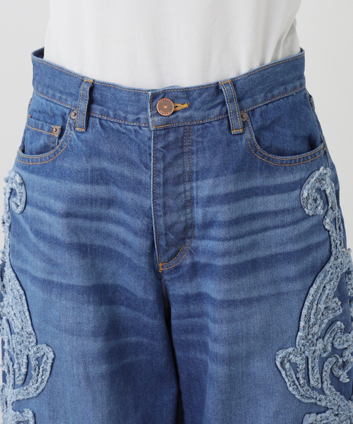 TAAKK（ターク）の「TAAKK SCULPTURAL EMBROIDERY DENIM PANTS TA26SS-PT331：デニムパンツ（デニムパンツ・レディース・ブルー・MEDIUM）」の12枚目の写真