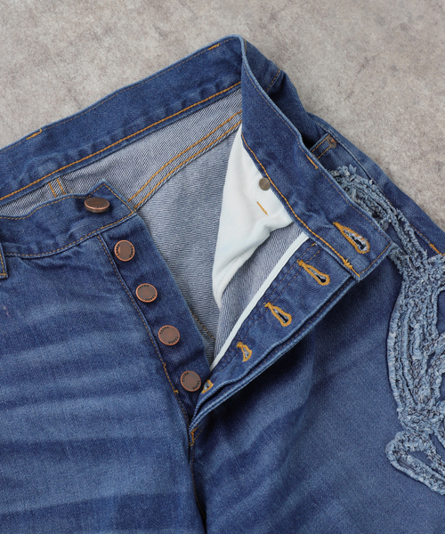 TAAKK（ターク）の「TAAKK SCULPTURAL EMBROIDERY DENIM PANTS TA26SS-PT331：デニムパンツ（デニムパンツ・レディース・ブルー・MEDIUM）」の15枚目の写真