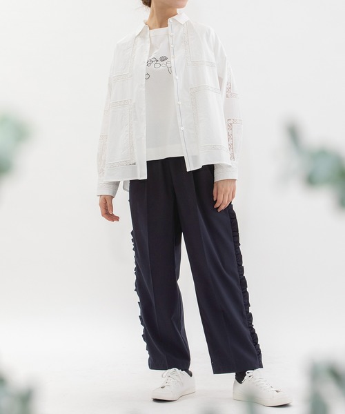 nop de nod(ノップドゥノッド)の「サイドフリルセンタープレスクロップドパンツ(その他パンツ・レディース・ネイビー/ダークグレー/ブラック・3)」の9枚目の写真