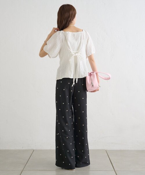 mystic（ミスティック）の「ハートネックパフブラウス（シャツ/ブラウス・レディース・オフホワイト/ブラック/グリーン・FREE）」の18枚目の写真