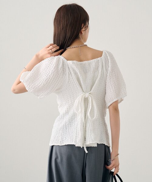 mystic（ミスティック）の「ハートネックパフブラウス（シャツ/ブラウス・レディース・オフホワイト/ブラック/グリーン・FREE）」の12枚目の写真