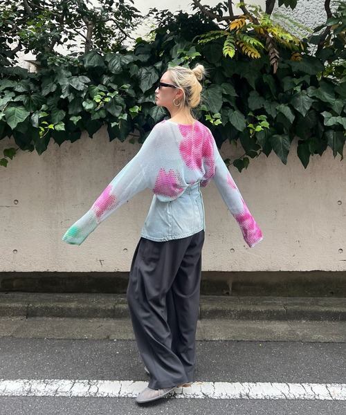 Ameri(アメリ)の「LOW RESOLUTION FLOWER KNIT TOP(ニット/セーター・レディース・ブラック/アイボリー/ブルー・FREE)」の15枚目の写真