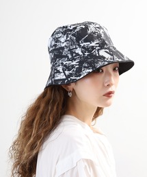 crossi（クロッシー）の「ぼかし柄リバーシブルバケットハット（ハット）」