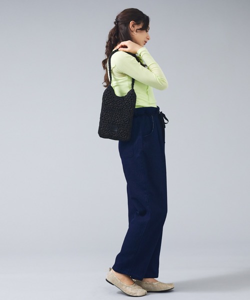 Rouge vif la cle(ルージュヴィフラクレ)の「【Swaraj /スワラージ】手編みペーパーラフィアBAG/トートバッグ/ハンドメイド【WEB限定】(トートバッグ・レディース・ブラック/ベージュ・フリー)」の20枚目の写真