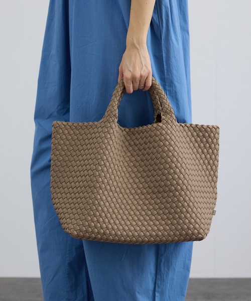 NAGHEDI（ナゲディ）の「【NAGHEDI（ナゲディ）】ST BARTHS medium TOTE(core)（トートバッグ・レディース・キャメル/ダークブラウン/ライトグレー・FREE）」の6枚目の写真