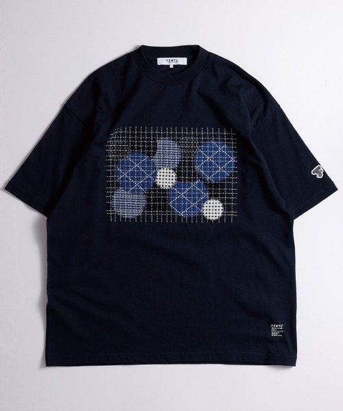 FDMTL（ファンダメンタル）の「FDMTL/ファンダメンタル/PATCHWORK TEE（Tシャツ/カットソー・メンズ・ホワイト/ネイビー・4/3/2）」の2枚目の写真