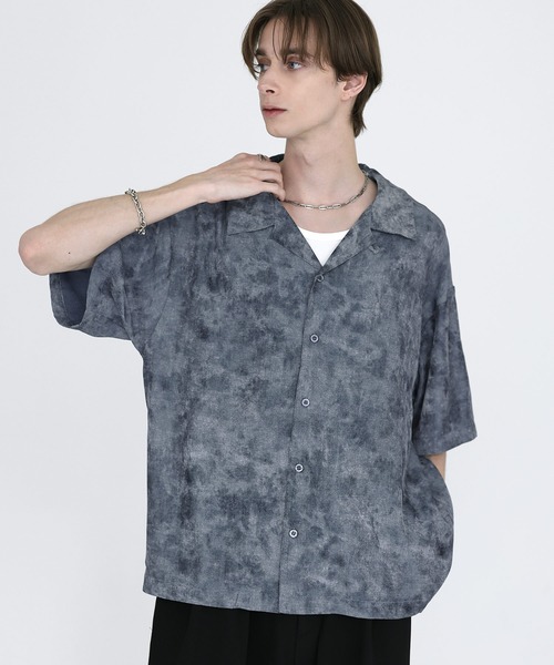 SOCCE（ソーシー）の「アブストラクトオープンカラーシャツ（シャツ/ブラウス・メンズ・ワイン/ブラック/ブルー・M/S/XL/L）」の4枚目の写真