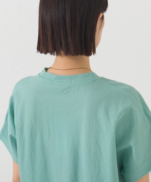 OMNES（オムネス）の「接触冷感 ロゴフレンチスリーブ半袖Tシャツ（Tシャツ/カットソー・レディース・レッド/ブラウン/グレー系その他/イエロー/ミント/ダークグレー・FREE）」の10枚目の写真