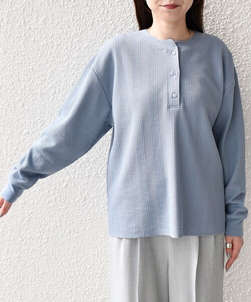 SHIPS Colors（シップス カラーズ）の「SHIPS Colors:〈手洗い可能〉変形ワッフル ヘンリーネック プルオーバー（Tシャツ/カットソー・レディース・オフホワイト/ライトブルー/ネイビー・ONE SIZE）」の22枚目の写真