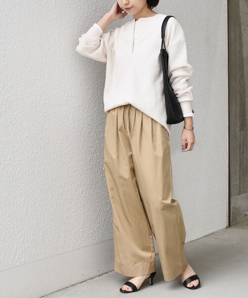 SHIPS Colors（シップス カラーズ）の「SHIPS Colors:〈手洗い可能〉変形ワッフル ヘンリーネック プルオーバー（Tシャツ/カットソー・レディース・オフホワイト/ライトブルー/ネイビー・ONE SIZE）」の21枚目の写真