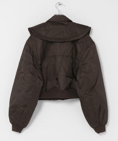 GANNI（ガニー）の「GANNI　DUCHESSE NYLON BOMBER JACKET（ダウンジャケット/コート・レディース・ブラウン・36）」の7枚目の写真