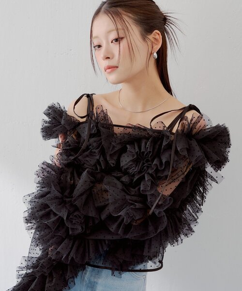 【SALON by Chico】オフショルランダムチュールドットブラウス SALON by Chico】オフショルランダムチュールドットブラウス（シャツ