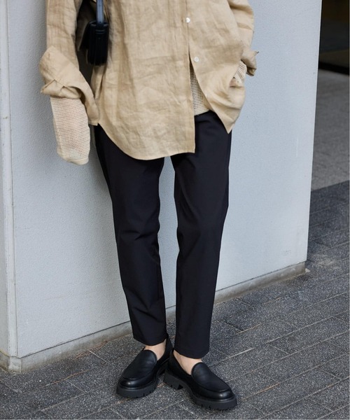 JOURNAL STANDARD（ジャーナルスタンダード）の「《追加》【撥水/接触冷感/洗える/UV】リネンナイロンストレッチテーパードパンツ（その他パンツ・レディース・グレー/ブラック/ベージュ系その他・36/40/38）」の5枚目の写真