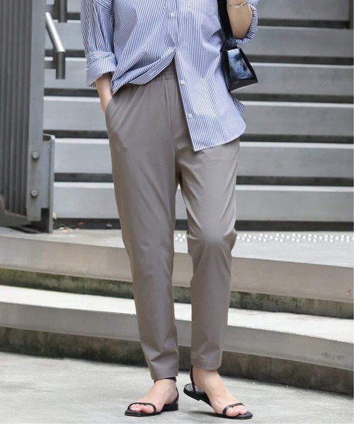 JOURNAL STANDARD（ジャーナルスタンダード）の「《追加》【撥水/接触冷感/洗える/UV】リネンナイロンストレッチテーパードパンツ（その他パンツ・レディース・グレー/ブラック/ベージュ系その他・36/40/38）」の10枚目の写真