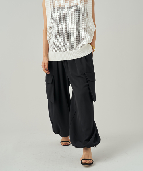 VERMEIL par iena（ヴェルメイユパーイエナ）の「Utility イージーパンツ（その他パンツ・レディース・ブラック/ブラウン・38/36）」の6枚目の写真