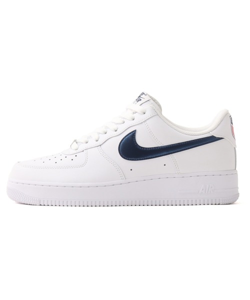 NIKE(ナイキ)の「NIKE AIR FORCE 1 '07 LV8 / ナイキ エア フォース 1 '07 LV8 【SP】(スニーカー・メンズ・ホワイト・27.5cm/27.0cm/26.5cm/26.0cm/25.5cm/30.0cm/29.0cm/28.5cm/28.0cm)」の4枚目の写真