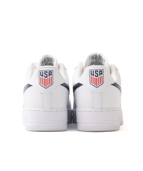 NIKE(ナイキ)の「NIKE AIR FORCE 1 '07 LV8 / ナイキ エア フォース 1 '07 LV8 【SP】(スニーカー・メンズ・ホワイト・27.5cm/27.0cm/26.5cm/26.0cm/25.5cm/30.0cm/29.0cm/28.5cm/28.0cm)」の2枚目の写真