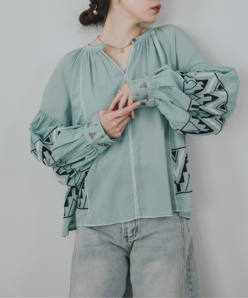 Pqran(クラン)の「カラー刺繍ブラウス(シャツ/ブラウス・レディース・ミント/ネイビー/オフホワイト・FREE)」の11枚目の写真