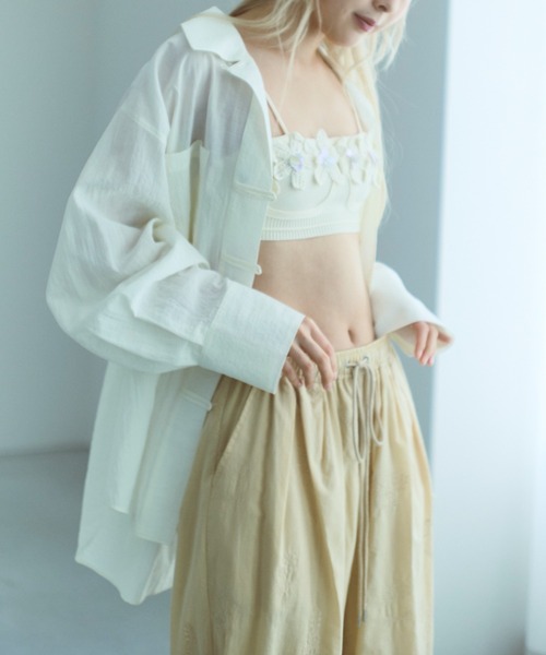 EN NEUME(エンノイム)の「Embroidered Lawn Tuck Easy Pants(その他パンツ・レディース・オフホワイト/ブラック/ベージュ・FREE)」の4枚目の写真
